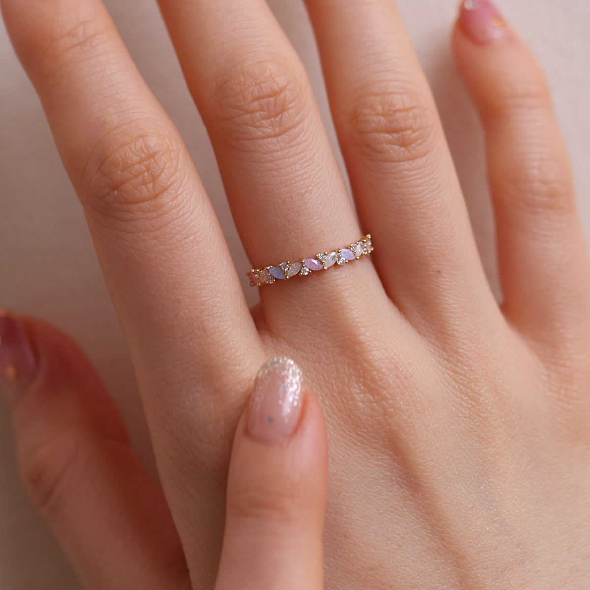 Colourful Cubic Ring